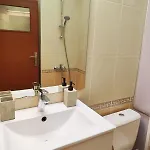 Orange Couch * فيليكو ترنوفو