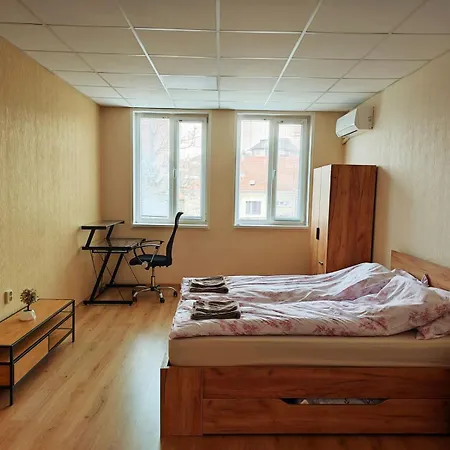 Orange Couch * Велико-Тырново